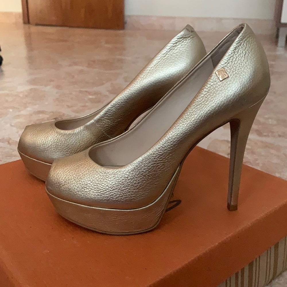 Gold heels